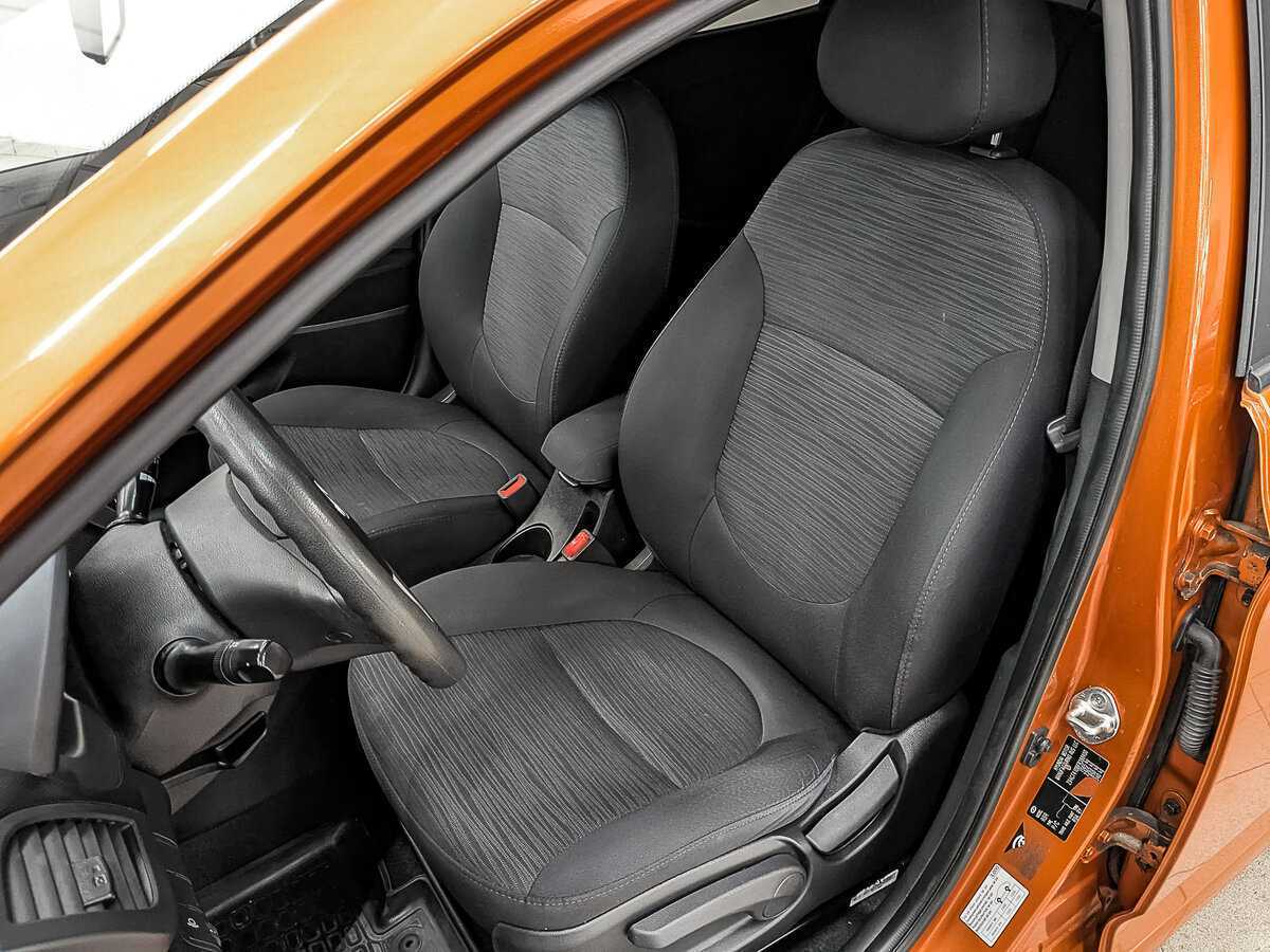 Б/У Хендай Солярис 2015 года. Фото: #17