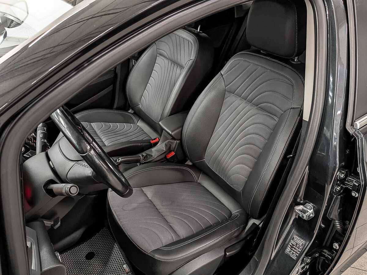 Б/У Опель Астра 2014 года. Фото: #17