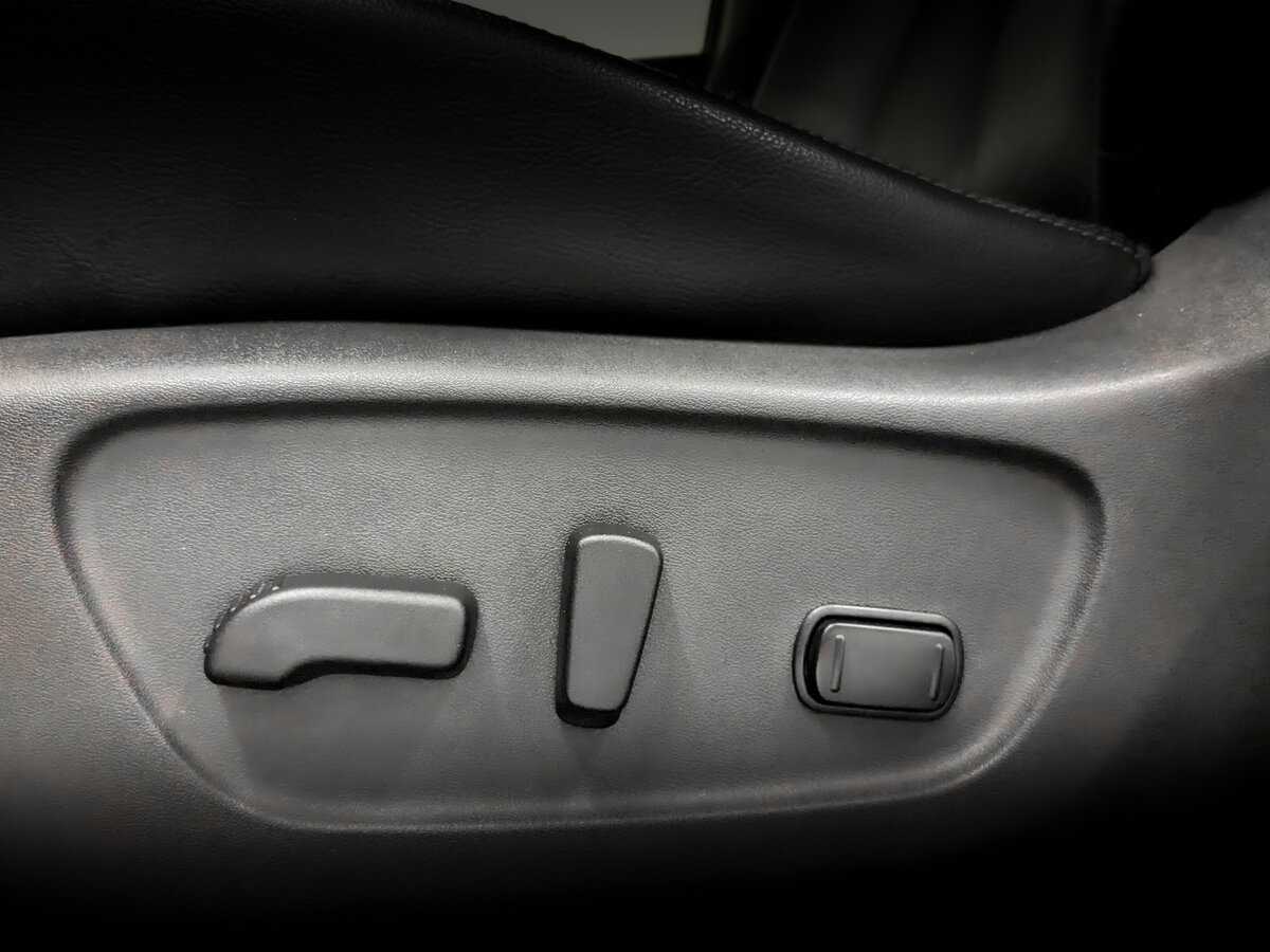 Б/У Ниссан Икс-Трейл 2017 года. Фото: #16