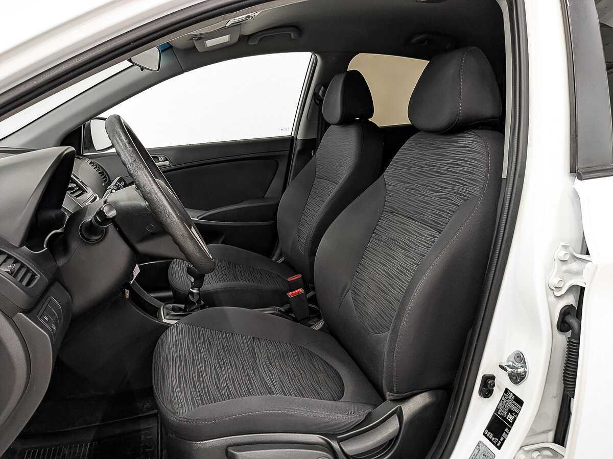 Б/У Хендай Солярис 2015 года. Фото: #17