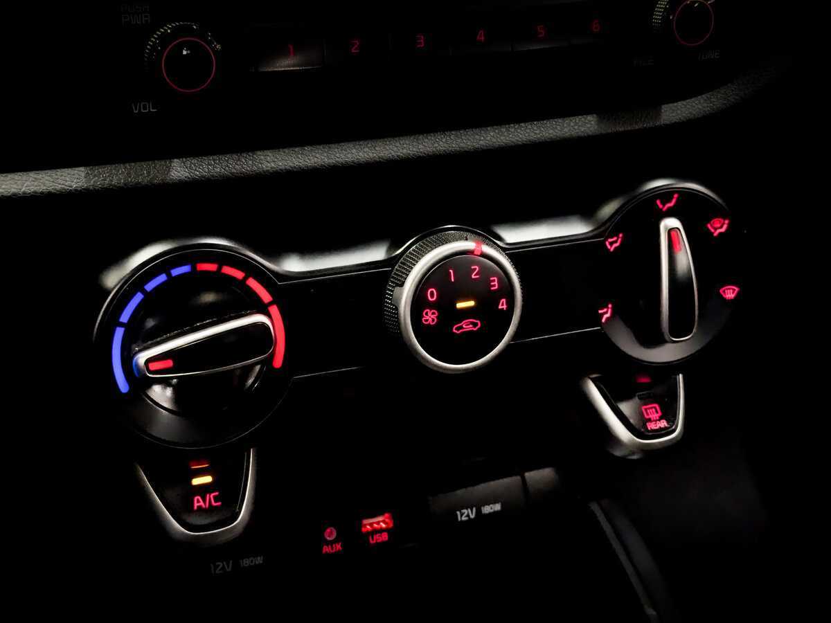 Б/У Киа Рио 2020 года. Фото: #22