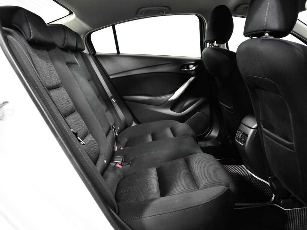 Б/У Мазда 6 2015 года. Фото: #9