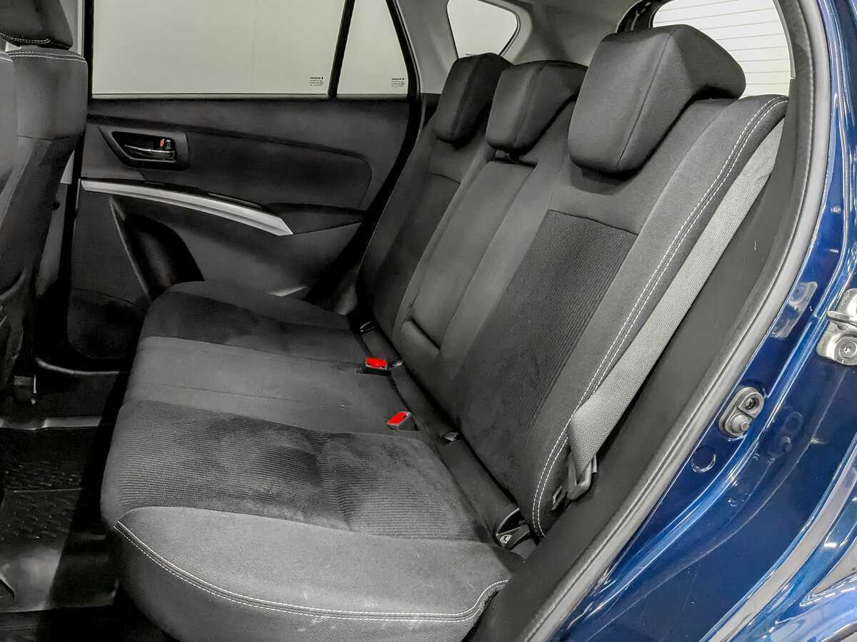 Б/У Сузуки С-Икс4 2017 года. Фото: #11