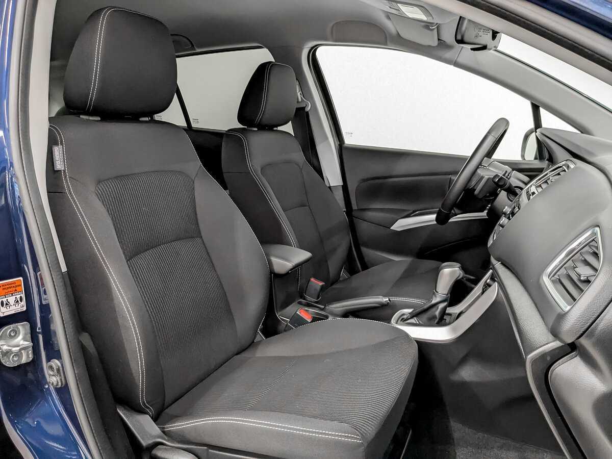 Б/У Сузуки С-Икс4 2017 года. Фото: #22