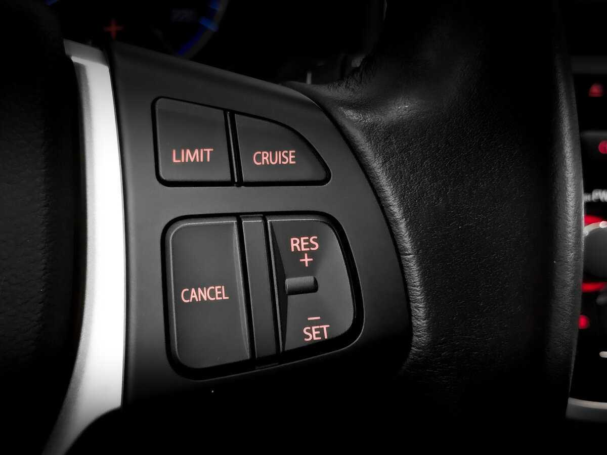 Б/У Сузуки С-Икс4 2017 года. Фото: #26