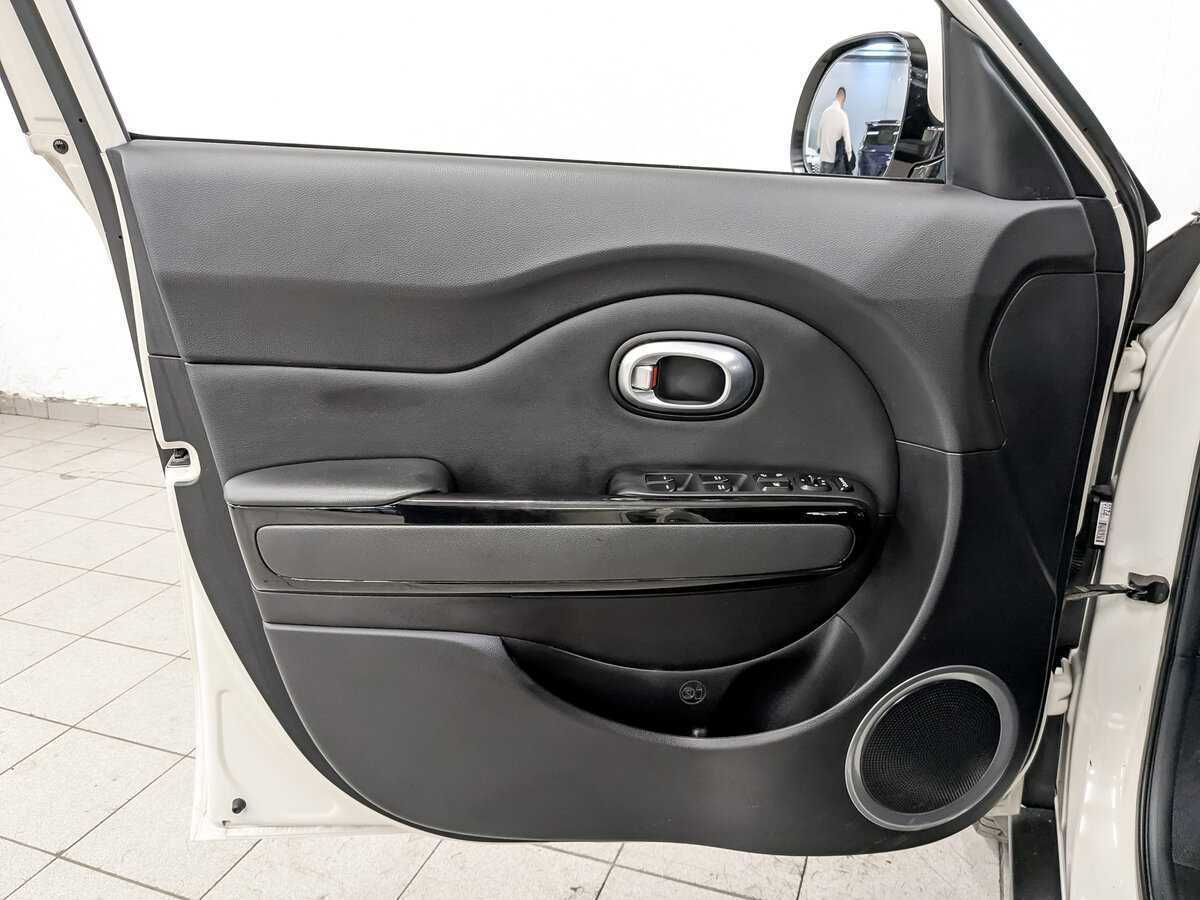 Б/У Киа Соул 2016 года. Фото: #18