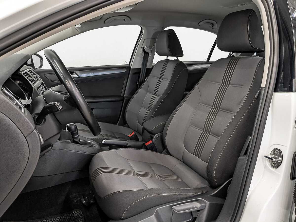 Б/У Фольксваген Джетта 2016 года. Фото: #19