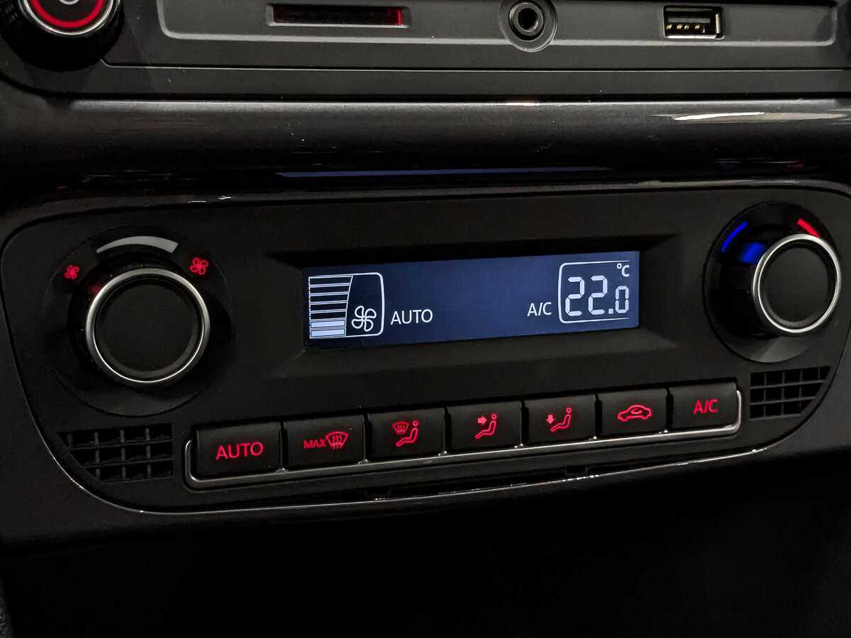 Б/У Фольксваген Поло 2018 года. Фото: #20