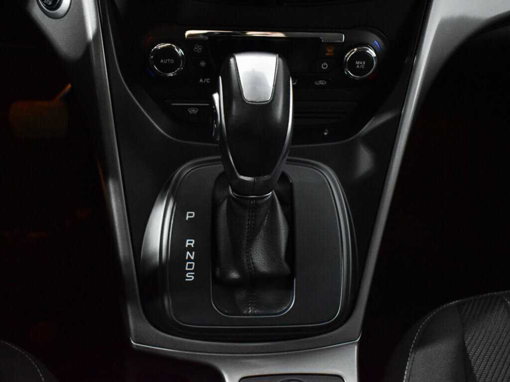 Б/У Форд Куга 2015 года. Фото: #10