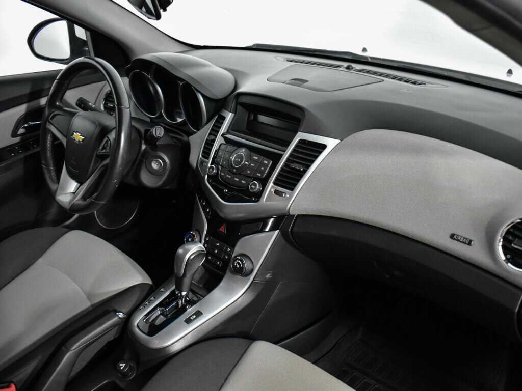 Б/У Шевроле Круз 2012 года. Фото: #10