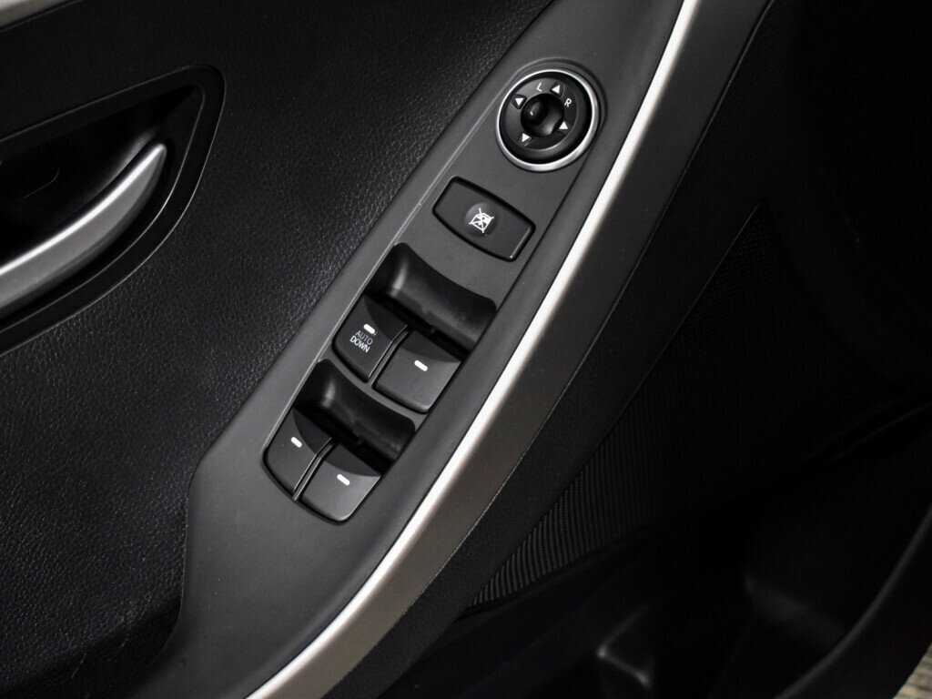 Б/У Хендай ай30 2013 года. Фото: #9