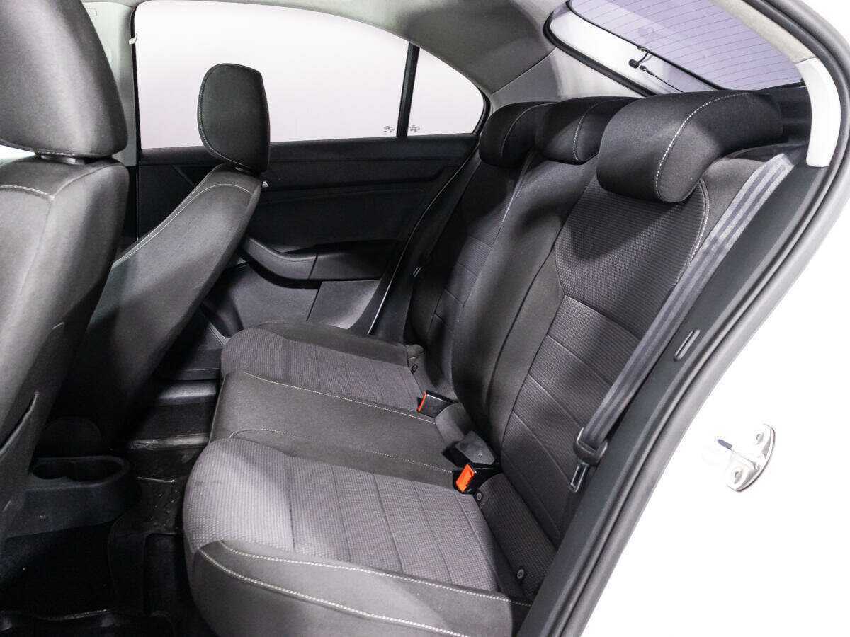 Б/У Шкода Рапид 2014 года. Фото: #5