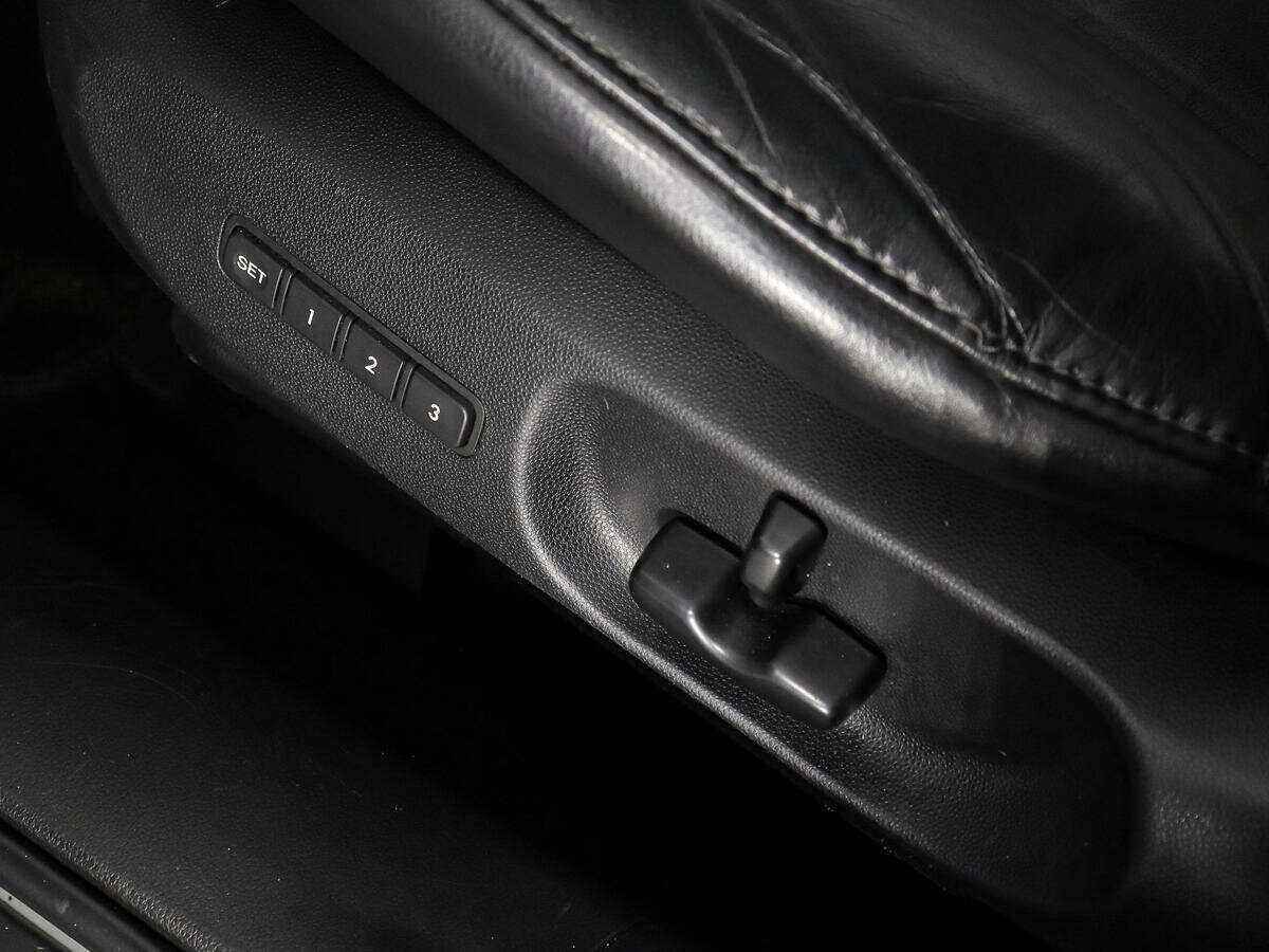 Б/У Мазда Ц-Икс-7 2012 года. Фото: #6