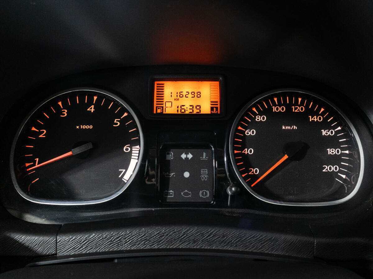 Б/У Рено Дастер 2013 года. Фото: #11