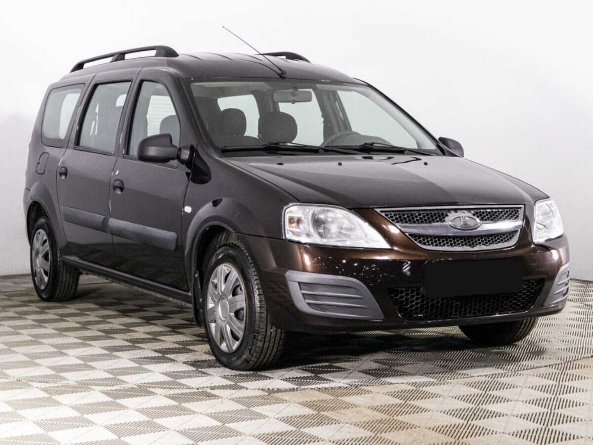 Б/У Лада (ВАЗ) Ларгус 2016 года. Фото: #2