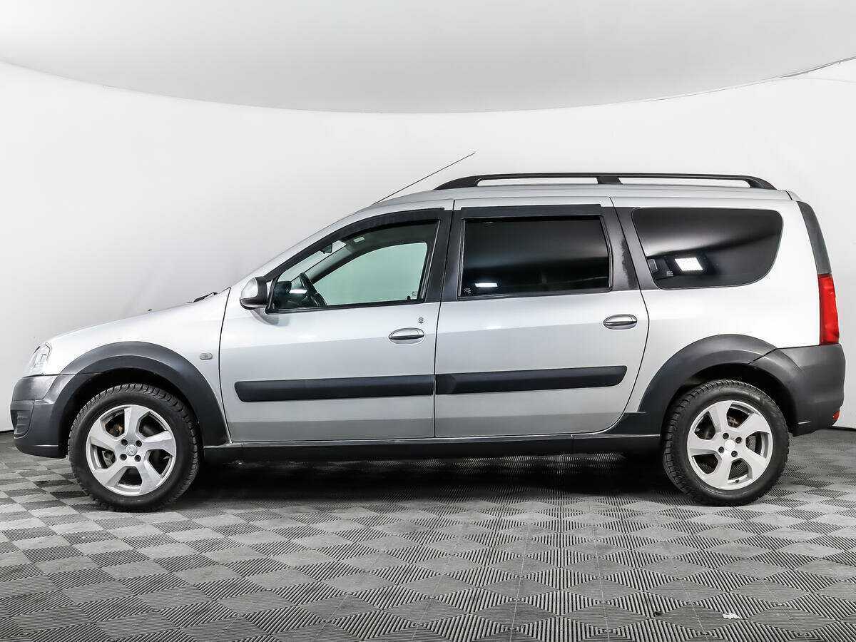 Б/У Лада (ВАЗ) Ларгус 2015 года. Фото: #7