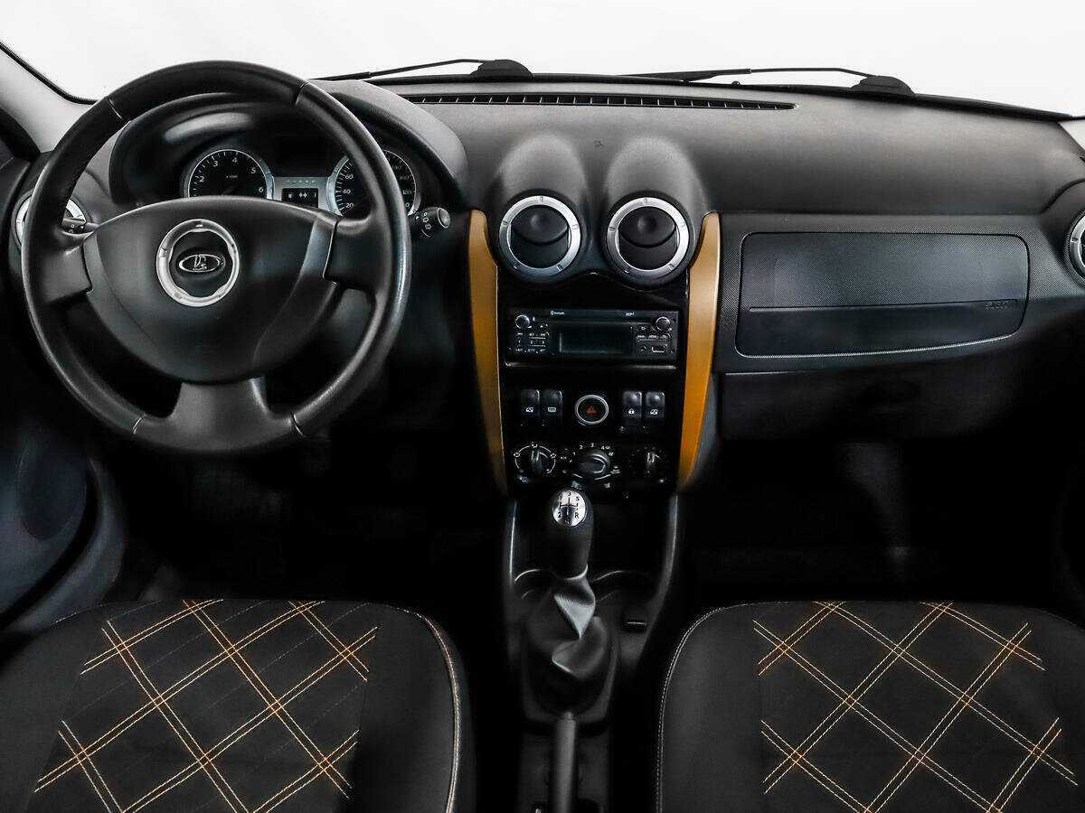 Б/У Лада (ВАЗ) Ларгус 2015 года. Фото: #11