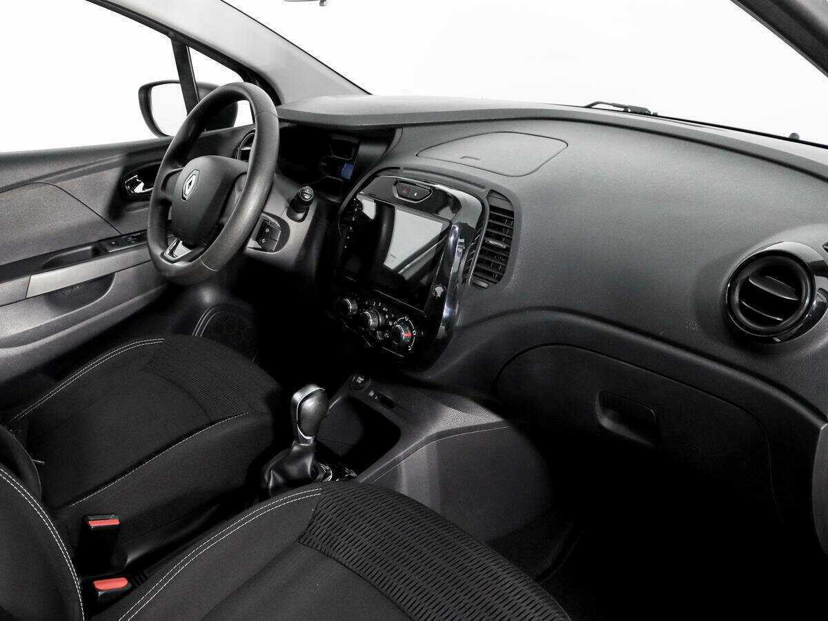 Б/У Рено Каптюр 2018 года. Фото: #8