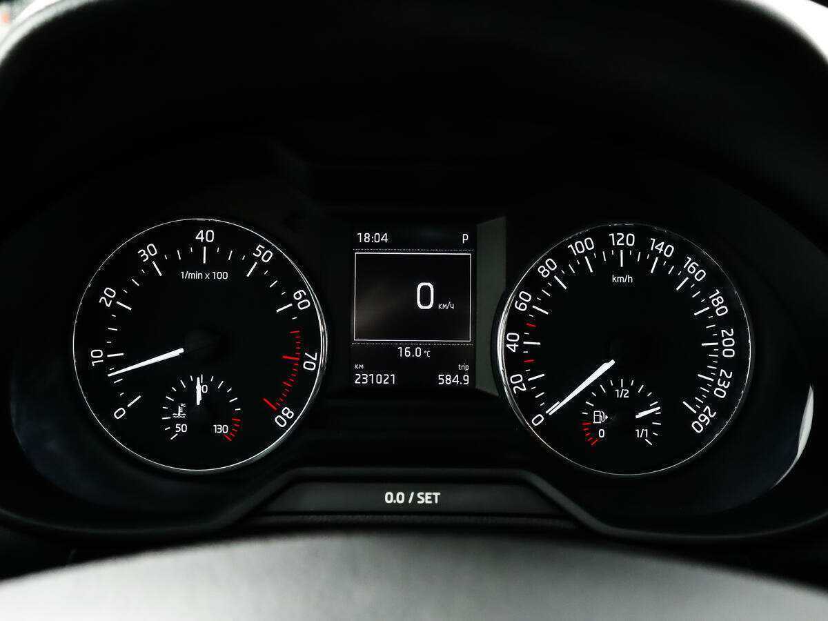 Б/У Шкода Октавия 2013 года. Фото: #10