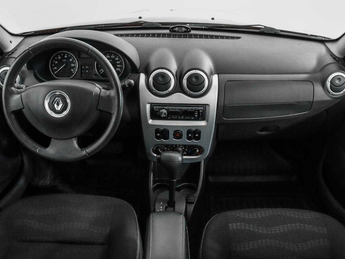 Б/У Рено Сандеро 2014 года. Фото: #11