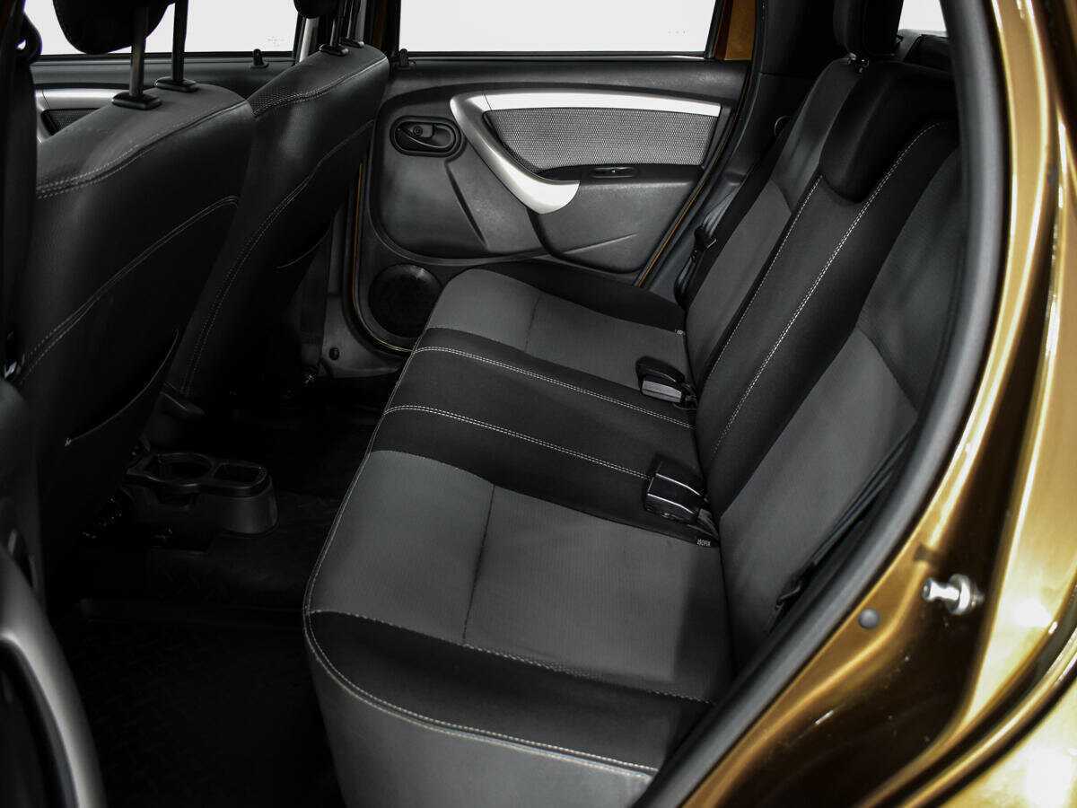 Б/У Рено Дастер 2014 года. Фото: #7