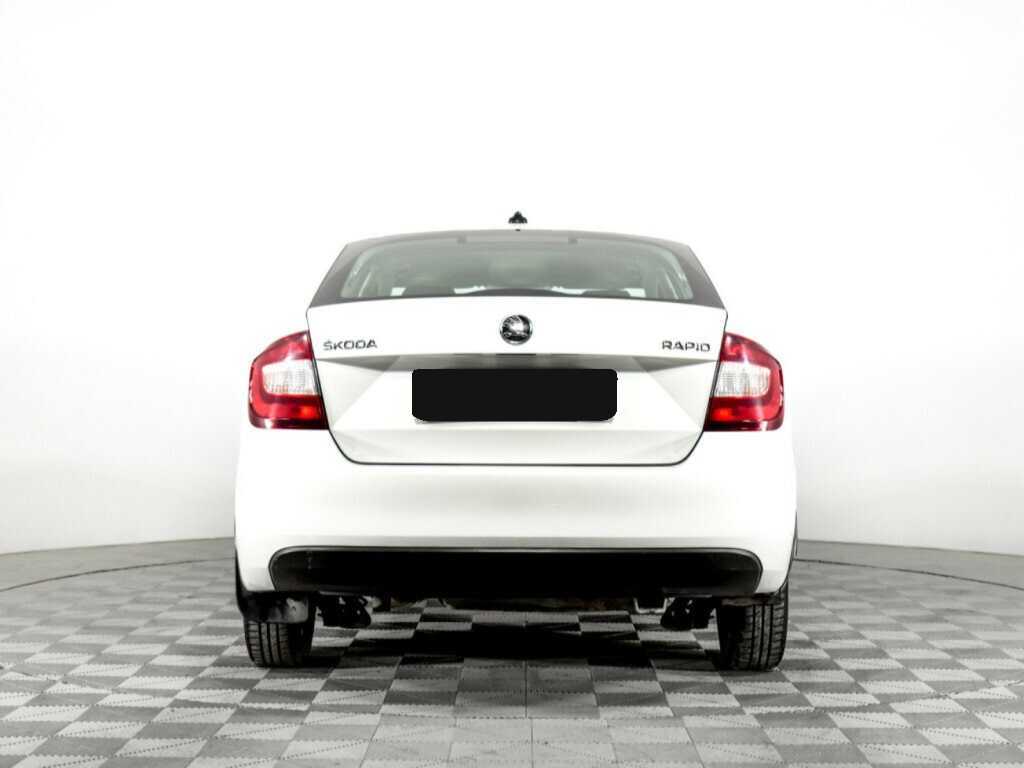 Б/У Шкода Рапид 2018 года. Фото: #5