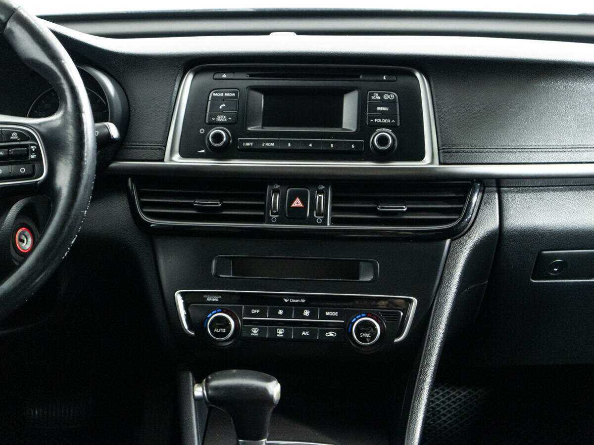 Б/У Киа Оптима 2016 года. Фото: #13