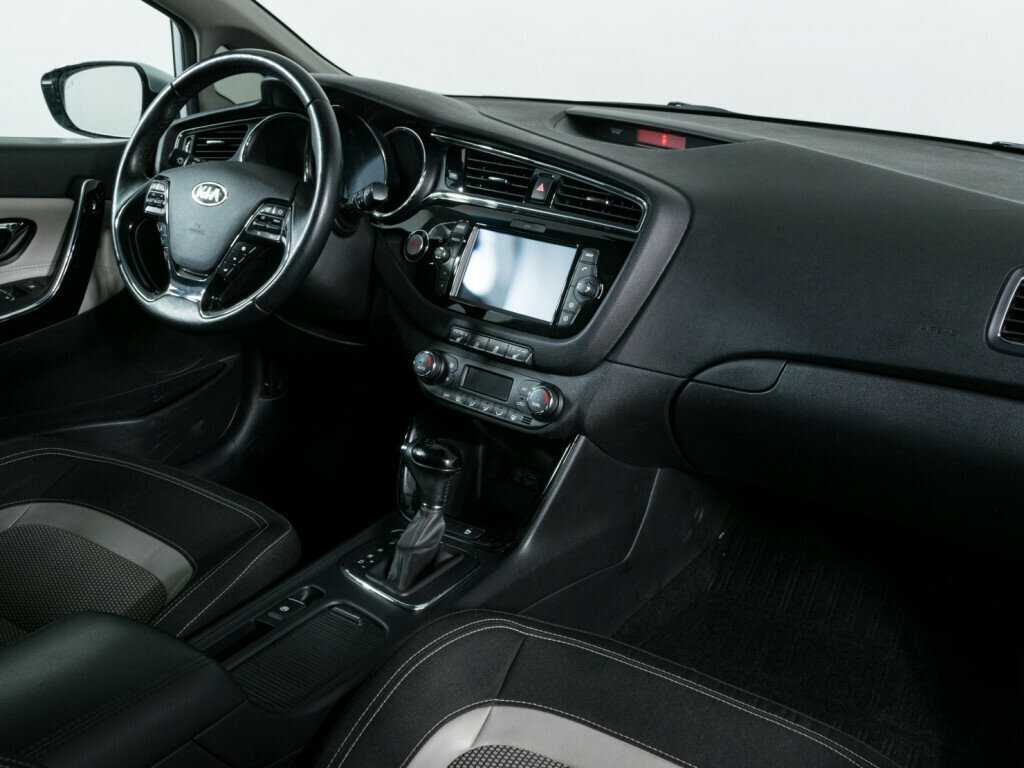 Б/У Киа Сид 2018 года. Фото: #7