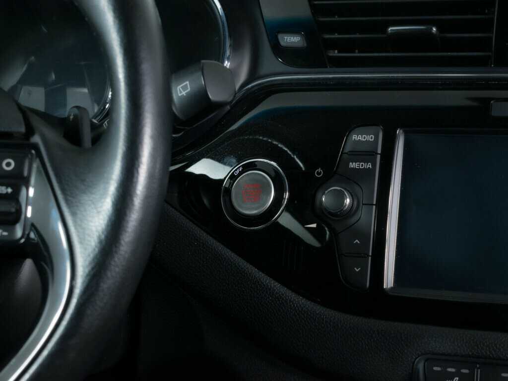 Б/У Киа Сид 2018 года. Фото: #13