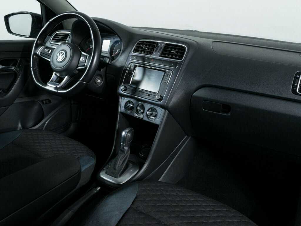 Б/У Фольксваген Поло 2019 года. Фото: #7