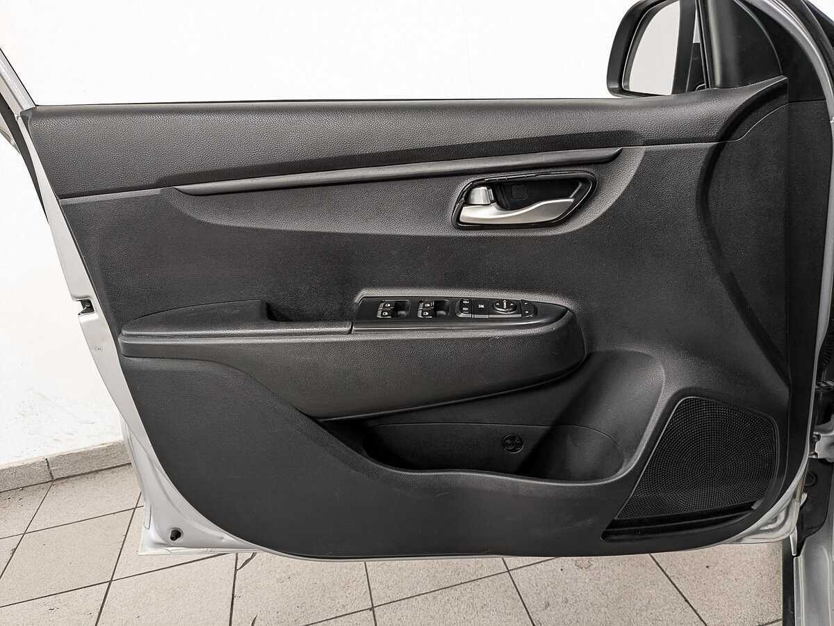 Б/У Киа Рио 2020 года. Фото: #18