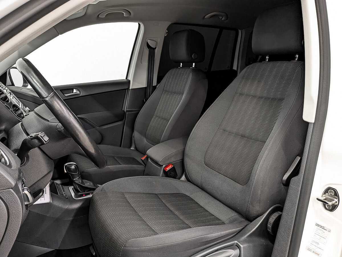 Б/У Фольксваген Тигуан 2013 года. Фото: #17