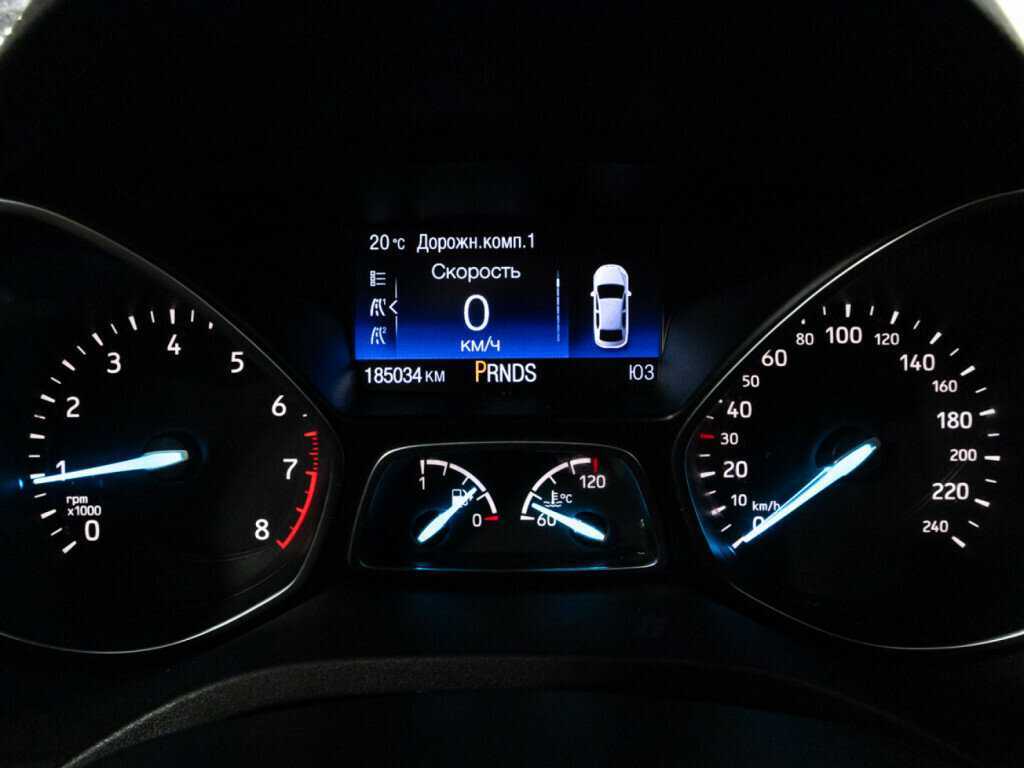 Б/У Форд Куга 2017 года. Фото: #11