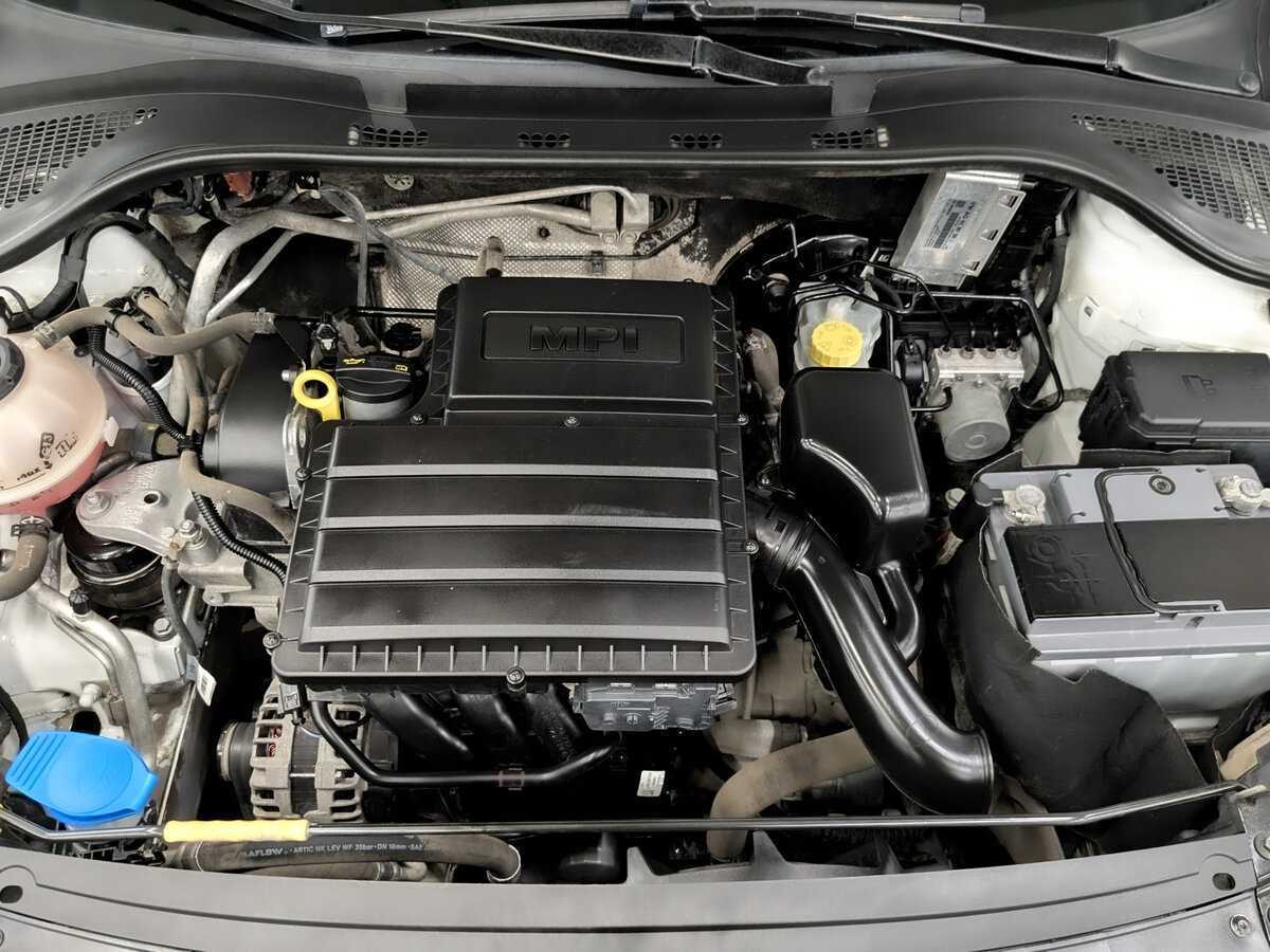 Б/У Шкода Рапид 2017 года. Фото: #8