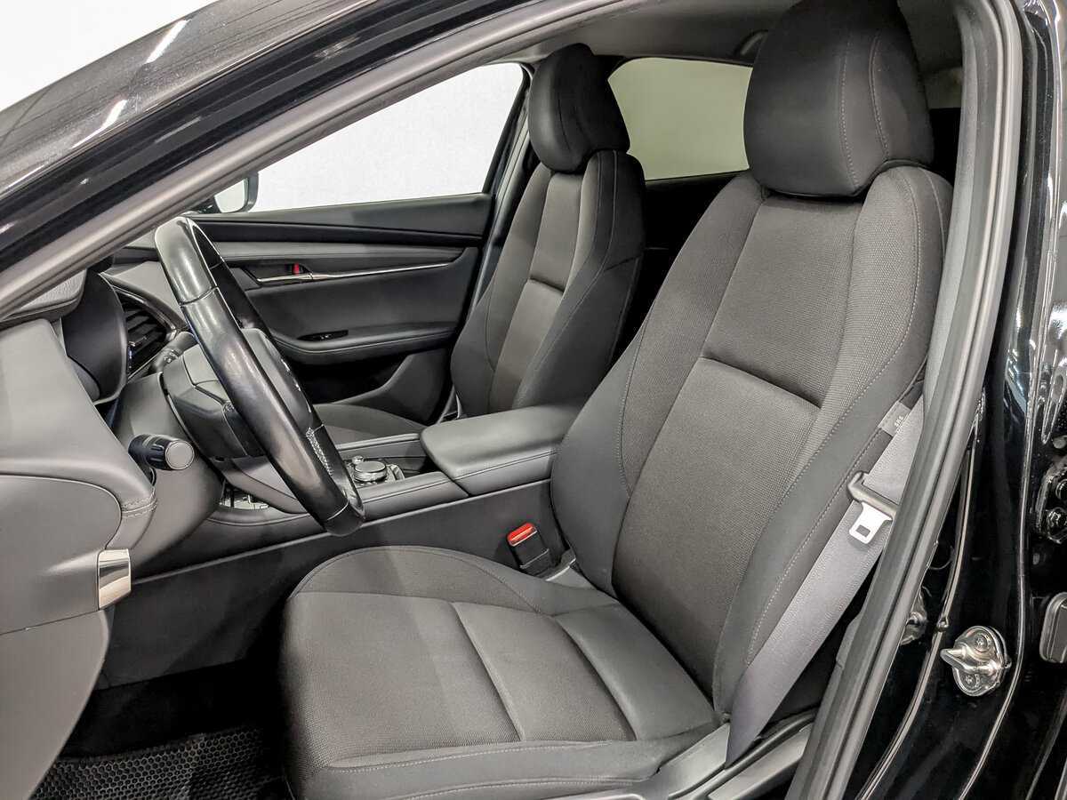 Б/У Мазда 3 2019 года. Фото: #19