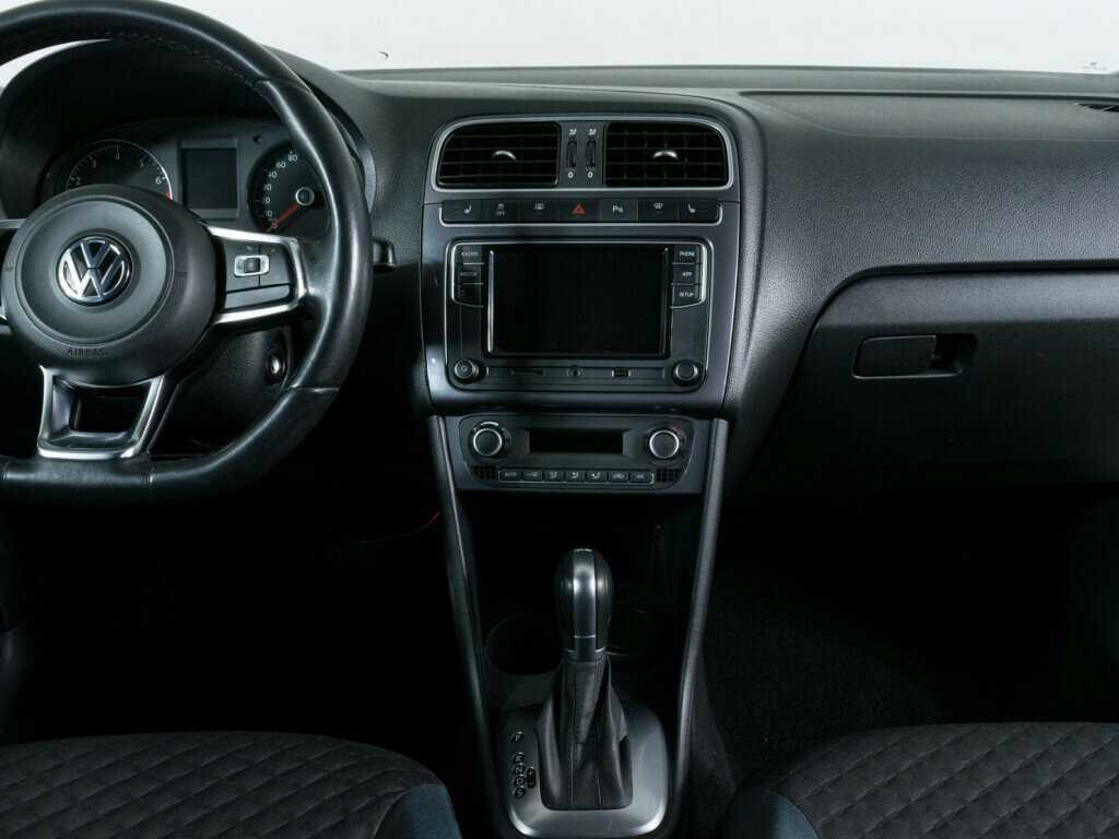 Б/У Фольксваген Поло 2019 года. Фото: #8