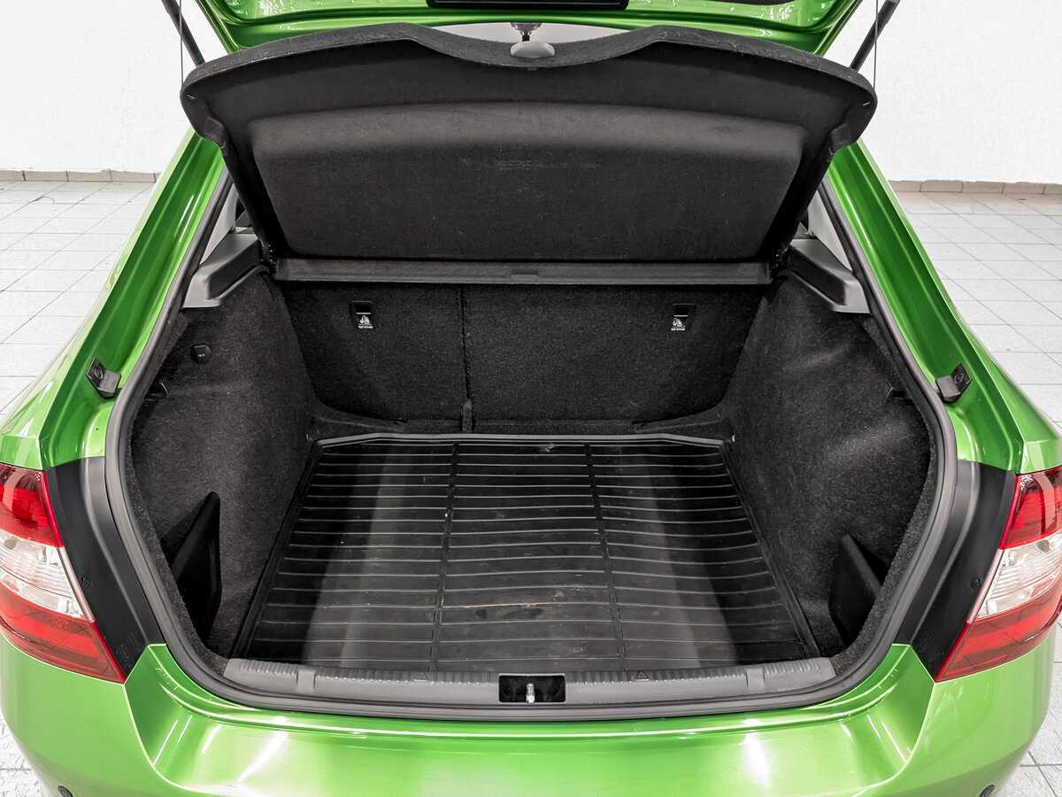 Б/У Шкода Рапид 2018 года. Фото: #9