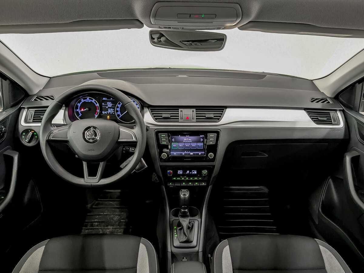 Б/У Шкода Рапид 2018 года. Фото: #13