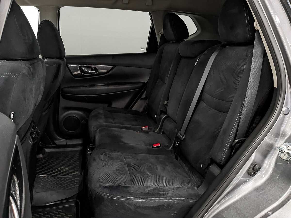 Б/У Ниссан Икс-Трейл 2016 года. Фото: #17