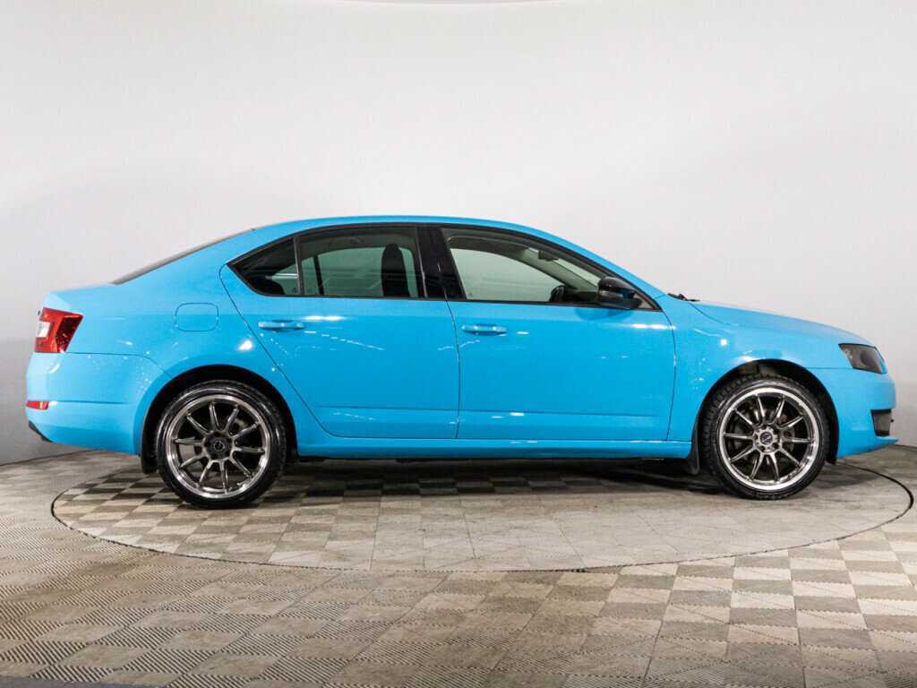 Б/У Шкода Октавия 2015 года. Фото: #3