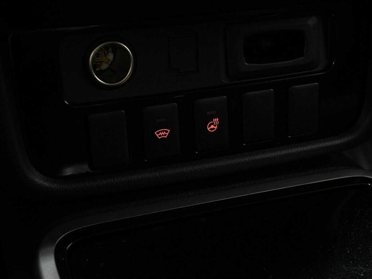 Б/У Митсубиши Оутлэндер 2018 года. Фото: #17