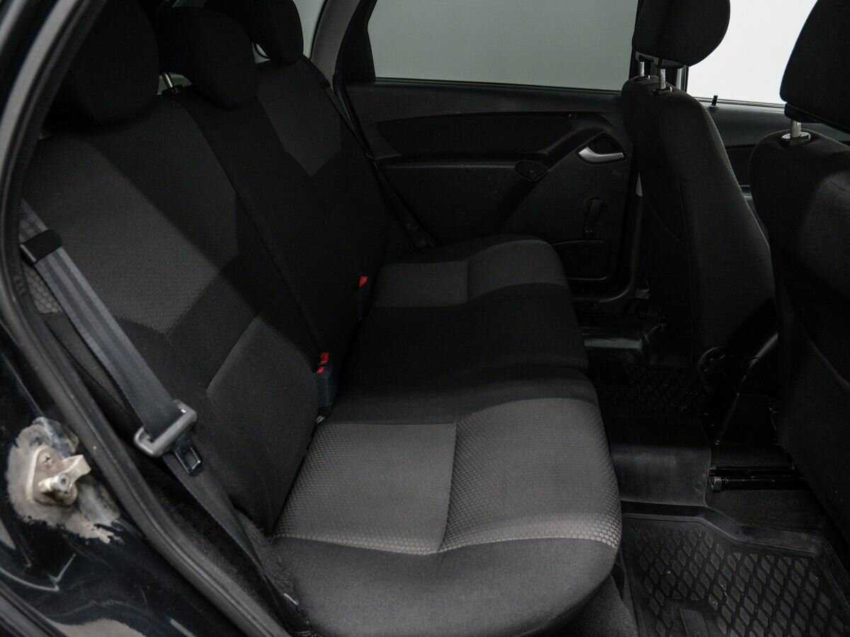 Б/У Лада (ВАЗ) Калина 2013 года. Фото: #8