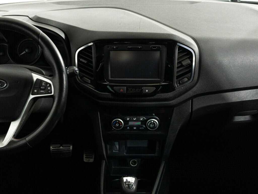 Б/У Лада (ВАЗ) ИКСРЭЙ 2016 года. Фото: #13