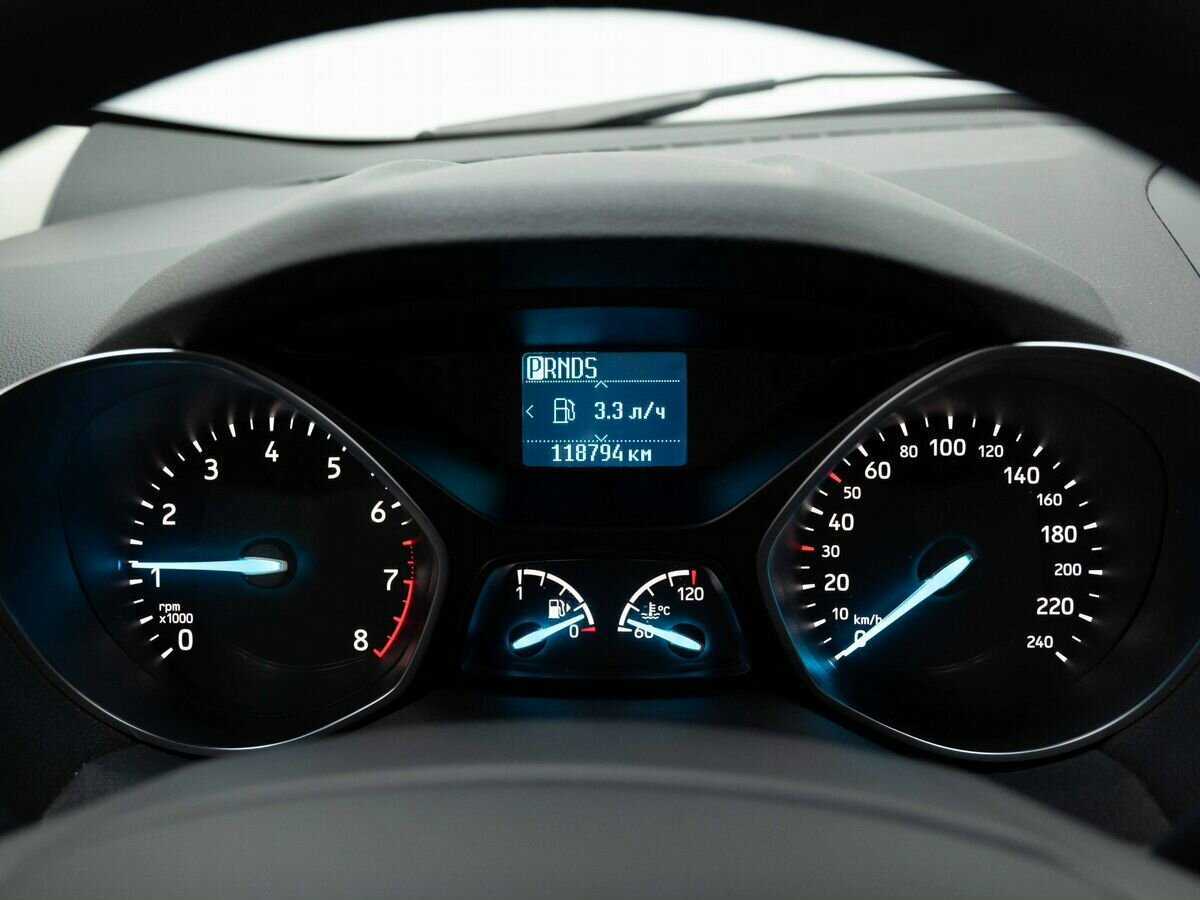 Б/У Форд Куга 2017 года. Фото: #18