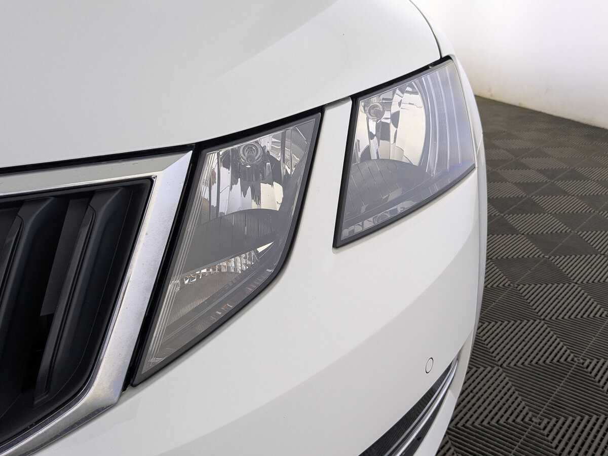 Б/У Шкода Октавия 2020 года. Фото: #10