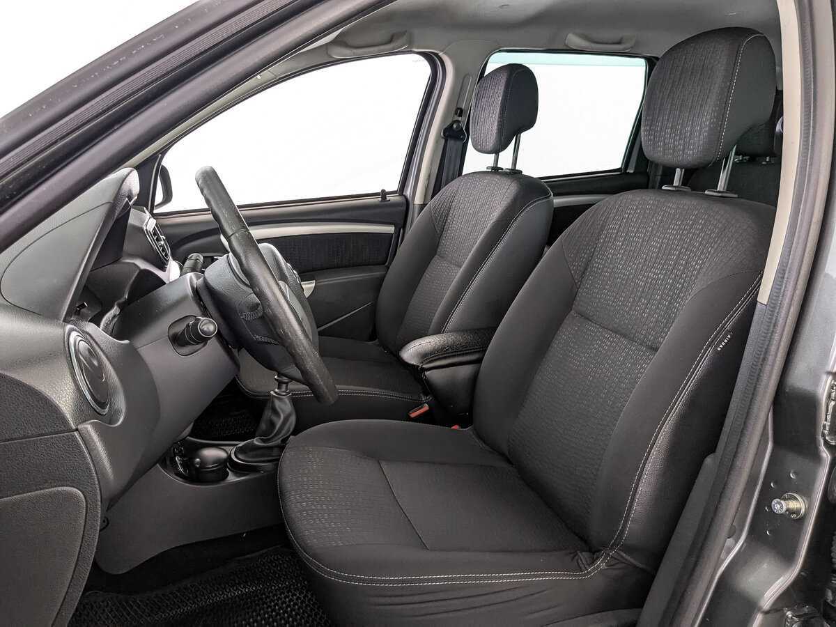 Б/У Ниссан Террано 2015 года. Фото: #17