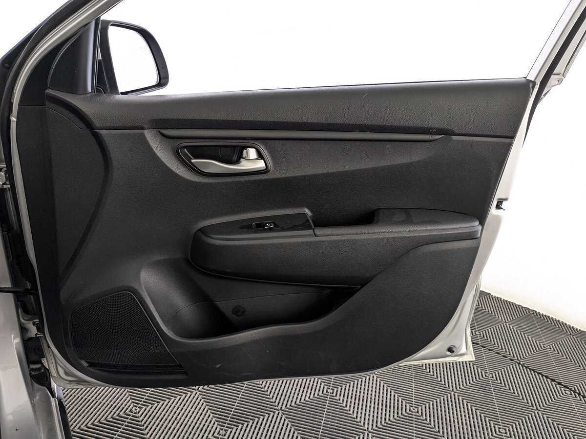 Б/У Киа Рио 2020 года. Фото: #22