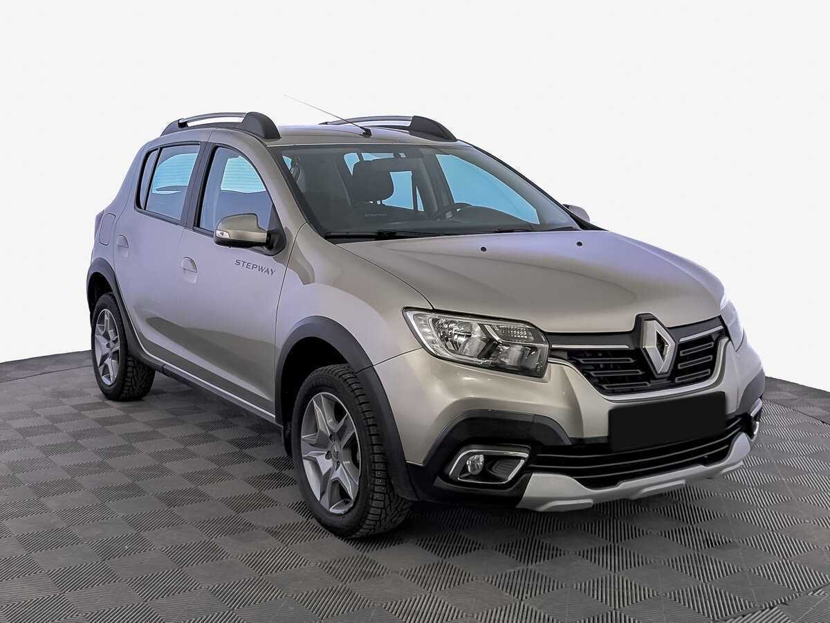 Б/У Рено Сандеро 2021 года. Фото: #2