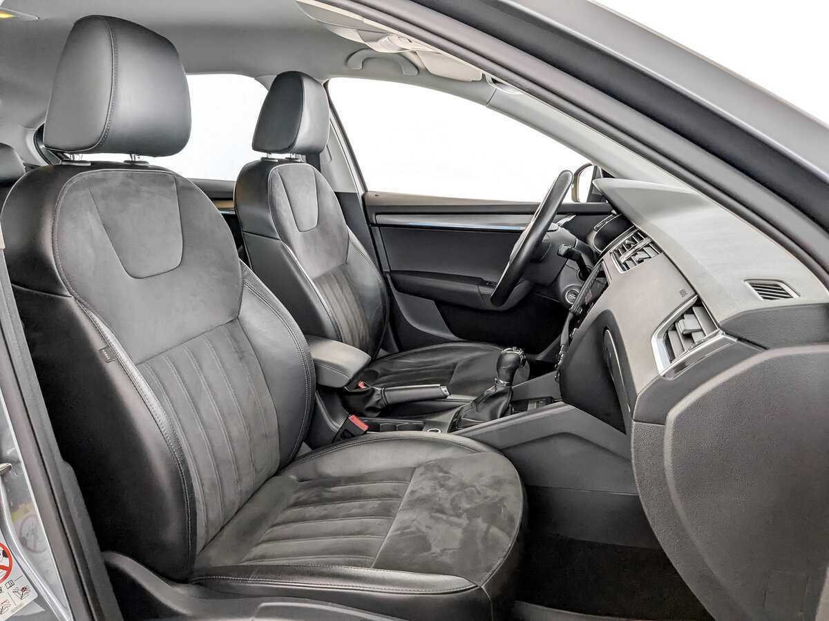 Б/У Шкода Октавия 2017 года. Фото: #21