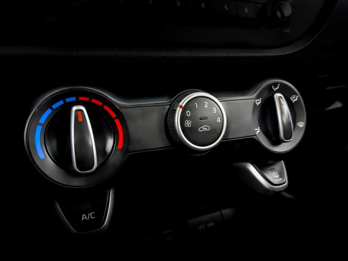 Б/У Киа Рио 2020 года. Фото: #22